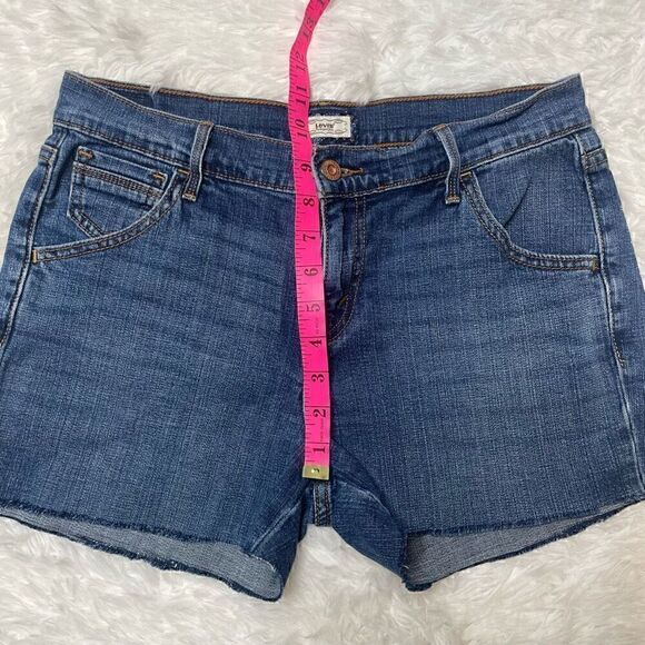 Vintage Levis 515 Bermuda Shorts Jeans Cut Off Raw Hem Womens Size 6 - Picture 5 of 10
